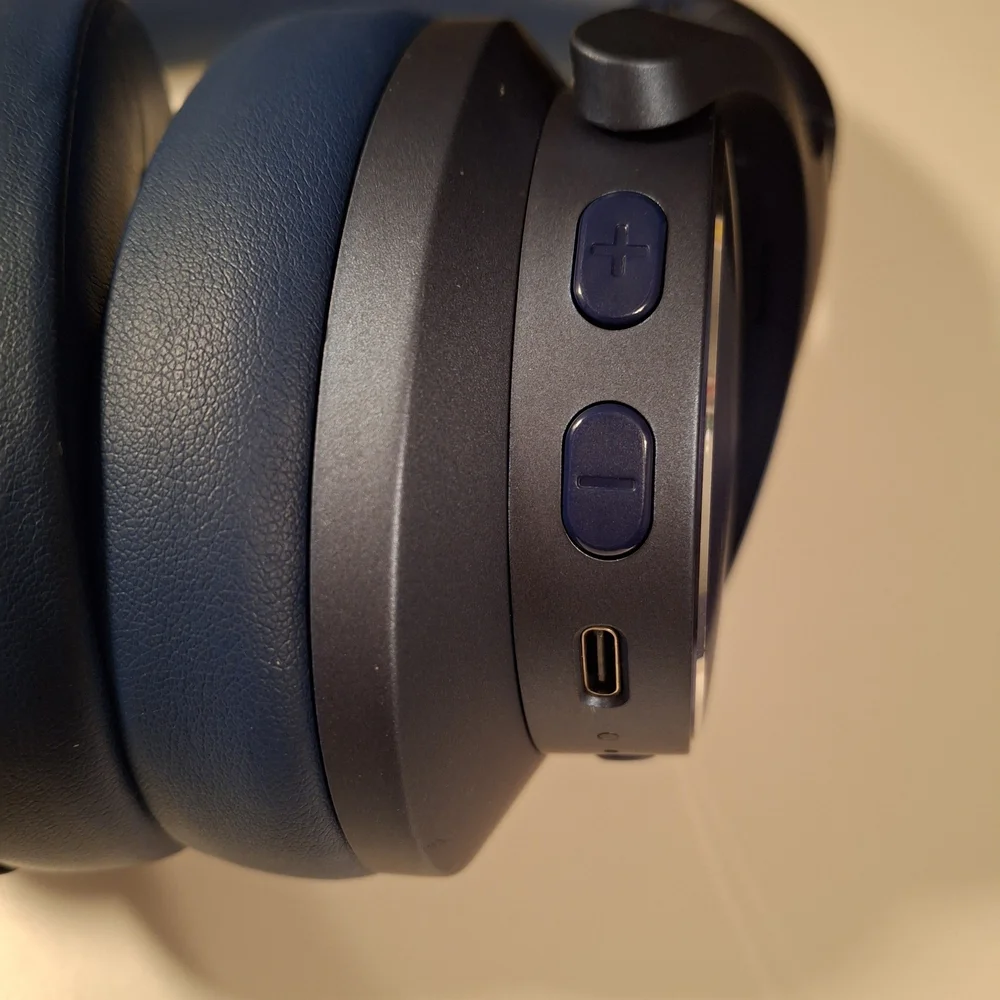 Mixcider Headphones - Picture 8 of 13